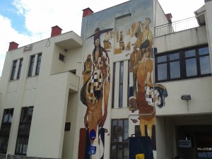 Η τοιχογραφία των Sive και Jamer στο κτίριο του Υπεραστικού ΚΤΕΛ Μαγνησίας