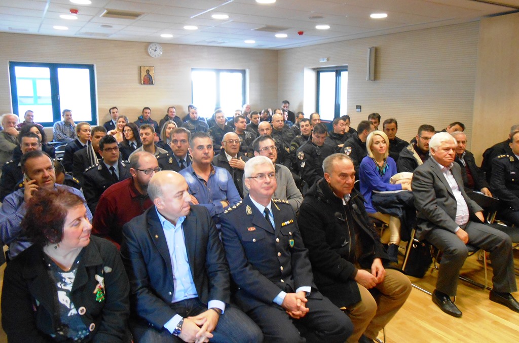 ΑΣΤΥΝΟΜΙΚΟΙ