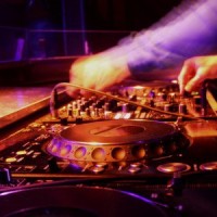 dj-decks-660