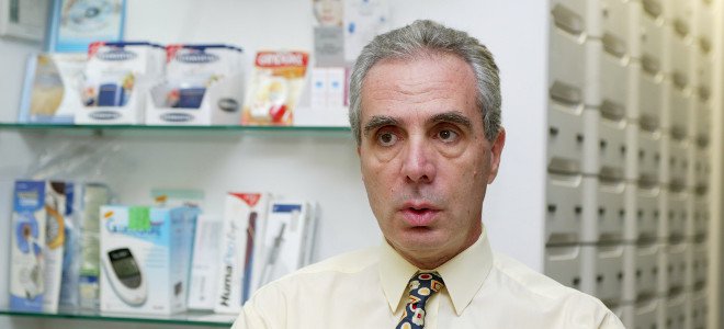 Φαρμάκι κέρασαν οι φαρμακοποιοί τον Κων.Λουράντο