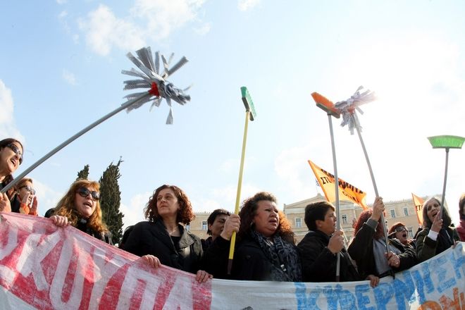 Απολυμένες καθαρίστριες: Στην τελική ευθεία η επαναπρόσληψή μας