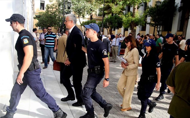 Στον ανακριτή διαφθοράς το ζεύγος Γριβέα – Βάτσικα