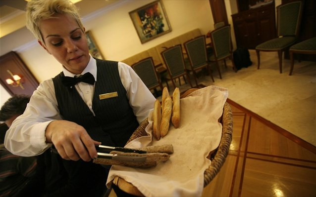 Επέκταση ασφάλισης των ξενοδοχοϋπαλλήλων με απόφαση του υπ. Εργασίας