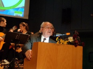 Ο καθηγητής κ. Β. Αναγνωστόπουλος 