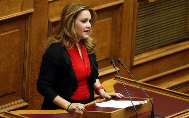 Δεν αποκαλύπτει τις προθέσεις της για την προεδρική εκλογή η Μίκα Ιατρίδη