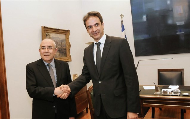 Κυπριακό και προσφυγικό στη συνάντηση Κυρ. Μητσοτάκη – Γ. Ομήρου