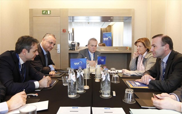 Τη θέση κατά του κλεισίματος των συνόρων επανέλαβε ο Κυρ. Μητσοτάκης σε Μέρκελ – ΕΛΚ