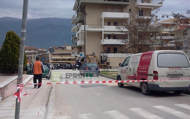 Σε κρίσιμη κατάσταση δύο εργάτες που τους χτύπησε ηλεκτρικό ρεύμα