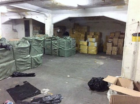 Τεράστια ποσότητα εμπορευμάτων – «μαϊμού» κατασχέθηκε στη Ρόδο
