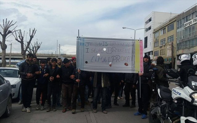 Πορεία προσφύγων – μεταναστών από Διαβατά προς Θεσσαλονίκη