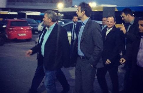 Πρωινή επίσκεψη Μητσοτάκη στο αμαξοστάσιο του ΟΣΥ στην Π.Ράλλη