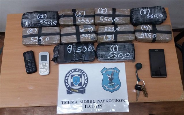 Περισσότερα από 5 κιλά ηρωίνης σε συσκευασίες με αλεύρι