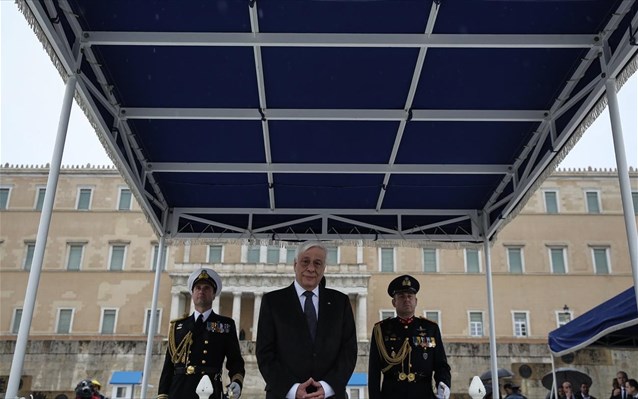 Τη στρατιωτική παρέλαση θα παρακολουθήσει την Παρασκευή ο ΠτΔ