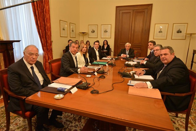 Εθνική γραμμή για το προσφυγικό