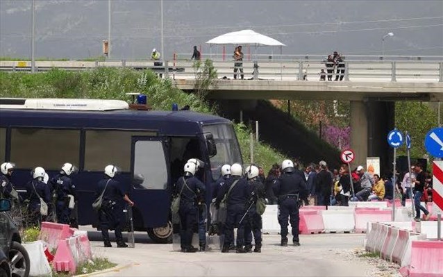 Ιωάννινα: Αφέθηκαν ελεύθεροι οι προσαχθέντες που πραγματοποίησαν καθιστική διαμαρτυρία στην Εγνατία Οδό
