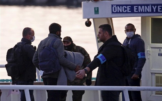 Κομισιόν: Με «γοργούς ρυθμούς» εφαρμόζεται η συμφωνία ΕΕ-Τουρκίας