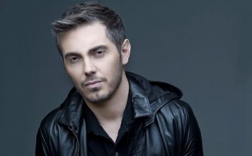 Ο Μιχάλης Χατζηγιάννης στο νοσοκομείο