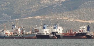 Αίτημα του δημάρχου Ελευσίνας για άνοιγμα της πόλης στη θάλασσα