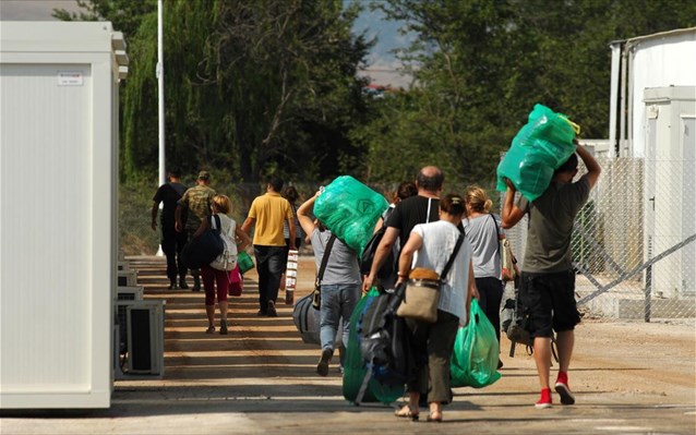 prosfuges-metanastes-trikala