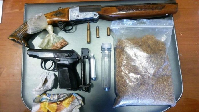 ΚΑΠΝΟΣ ΟΠΛΑ