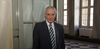 Αντισυνταγματικό θεωρεί ο πρώην πρόεδρος του ΣτΕ Γ. Παναγιωτόπουλος τον νόμο Παππά