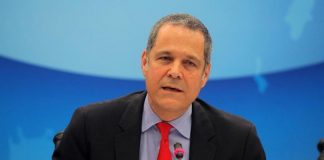 Ο Θ. Τζήμερος καταγγέλει ξυλοδαρμό από σύμβουλο του ΚΚΕ