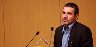 Παραίτηση με αιχμές από τον γγ Ανθρώπινων Δικαιωμάτων