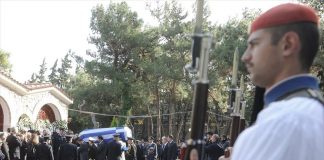 Ύστατο χαίρε στον Κωστή Στεφανόπουλο