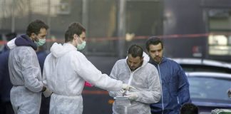 Επίθεση με χειροβομβίδα στην γαλλική πρεσβεία
