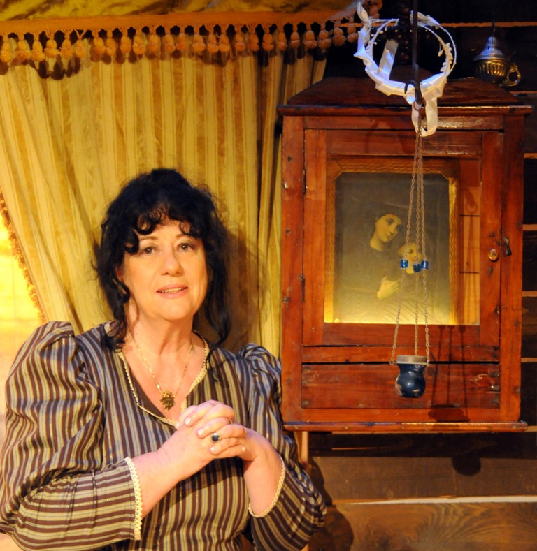 ΑΝΝΑ ΒΑΓΕΝΑ ΣΤΗ ΛΩΞΑΝΤΡΑ