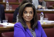 Επιμένει η Μπακογιάννη: Πολλές φορές η κυβέρνηση αδικείται από φαινόμενα αλαζονικής συμπεριφοράς