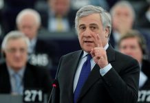 Αντόνιο Ταγιάνι: «Οι γυναίκες με μακριές φούστες γίνονται καλύτερες μητέρες»