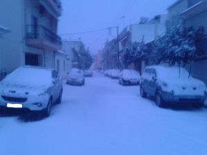 Άποψη δρόμου στη Ν.Δημητριάδα, πριν τις 7 το πρωί