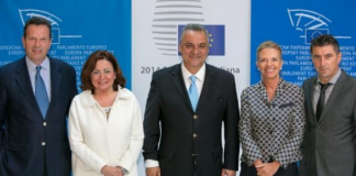 Με την έγκριση οκτώ Ελλήνων ευρωβουλευτών η «φέτα made in Canada»