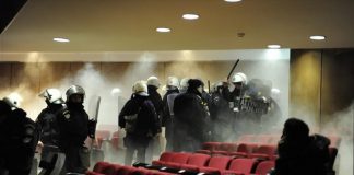 Ένταση και διακοπή της δίκης της Χρυσής Αυγής