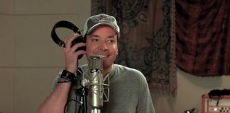 O Jimmy Fallon τραγουδάει για τον ελληνικό γύρο! (video)