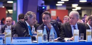 Μέρκελ, Ραχόι και άλλους συνάντησε ο Σαμαράς στη Μάλτα