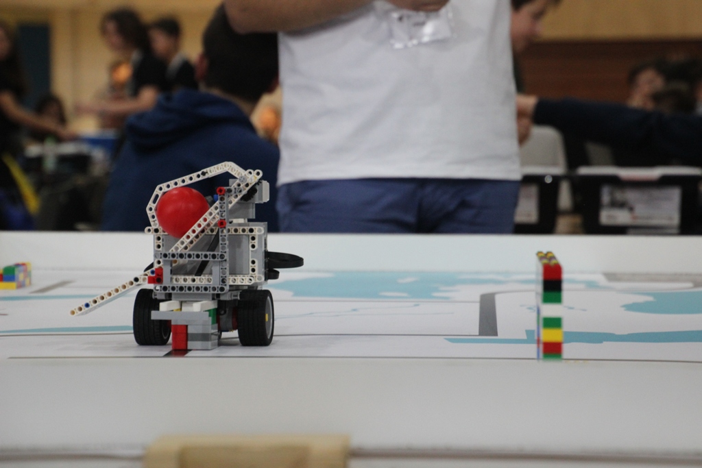 Ένα από τα ρομποτάκια που κατασκεύασαν οι μαθητές 