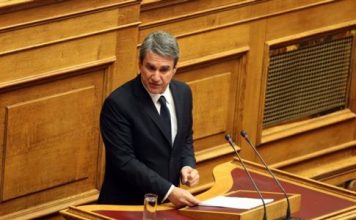 Ανδρέας Λοβέρδος: Συνεργασία με ΣΥΡΙΖΑ ούτε με το πιστόλι στον κρόταφο