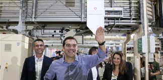 «Είσαι σίγουρος ότι δεν μας κοροϊδεύει;»