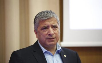 Tι απαντά ο Γιώργος Πατούλης στις κατηγορίες ότι εμπλέκεται σε ιατρικές εταιρείες