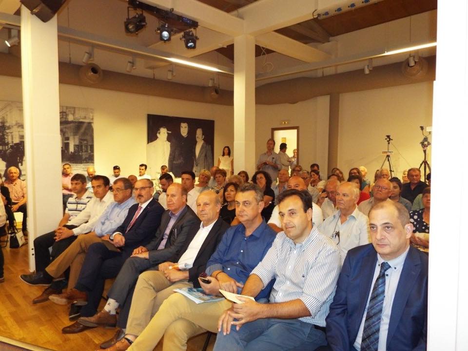 Πλήθος εκπροσώπων φορέων, ομογενείς και άλλοι πολίτες στο συνέδριο