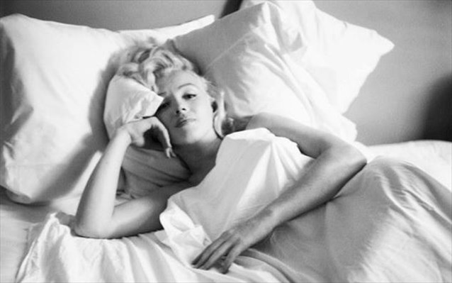 sto-sfuri-oi-teleutaies-epaggelmatikes-fotografies-tis-merilin-monroe-3