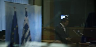 Ντίξον: Καμία διαφυγή από την επιτροπεία