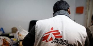 Γιατροί χωρίς Σύνορα: Συνένοχη στην κακομεταχείριση προσφύγων η ΕΕ
