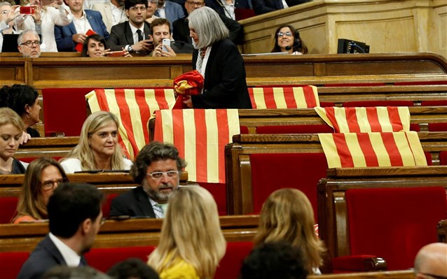 ispania-parlament-katalaniko-koinoboulio
