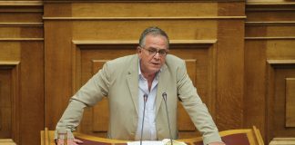 Μουζάλας: Κίνδυνος για τα νησιά αν καταρρεύσει η συμφωνία ΕΕ – Τουρκίας