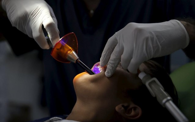 odontiatros-leukansi-dontion