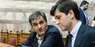 Πολυνομοσχέδιο: Η εξήγηση Χουλιαράκη για τον επείγοντα χαρακτήρα