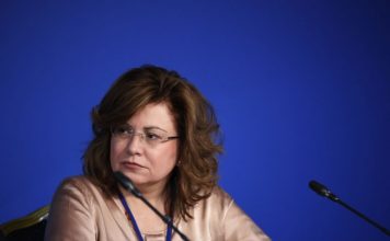 Σπυράκη: Παραιτούμαι της ασυλίας – Δεν έχω σχέση με κανένα σκάνδαλο (βίντεο)